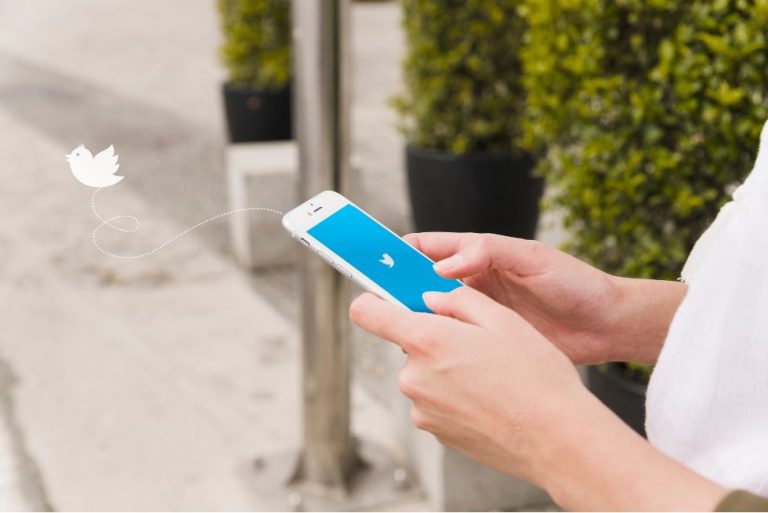 Lee más sobre el artículo Chatbots en Twitter, atención eficaz para tus clientes